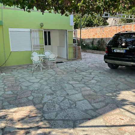 Apartamente Gleni Sarandë Exteriör bild