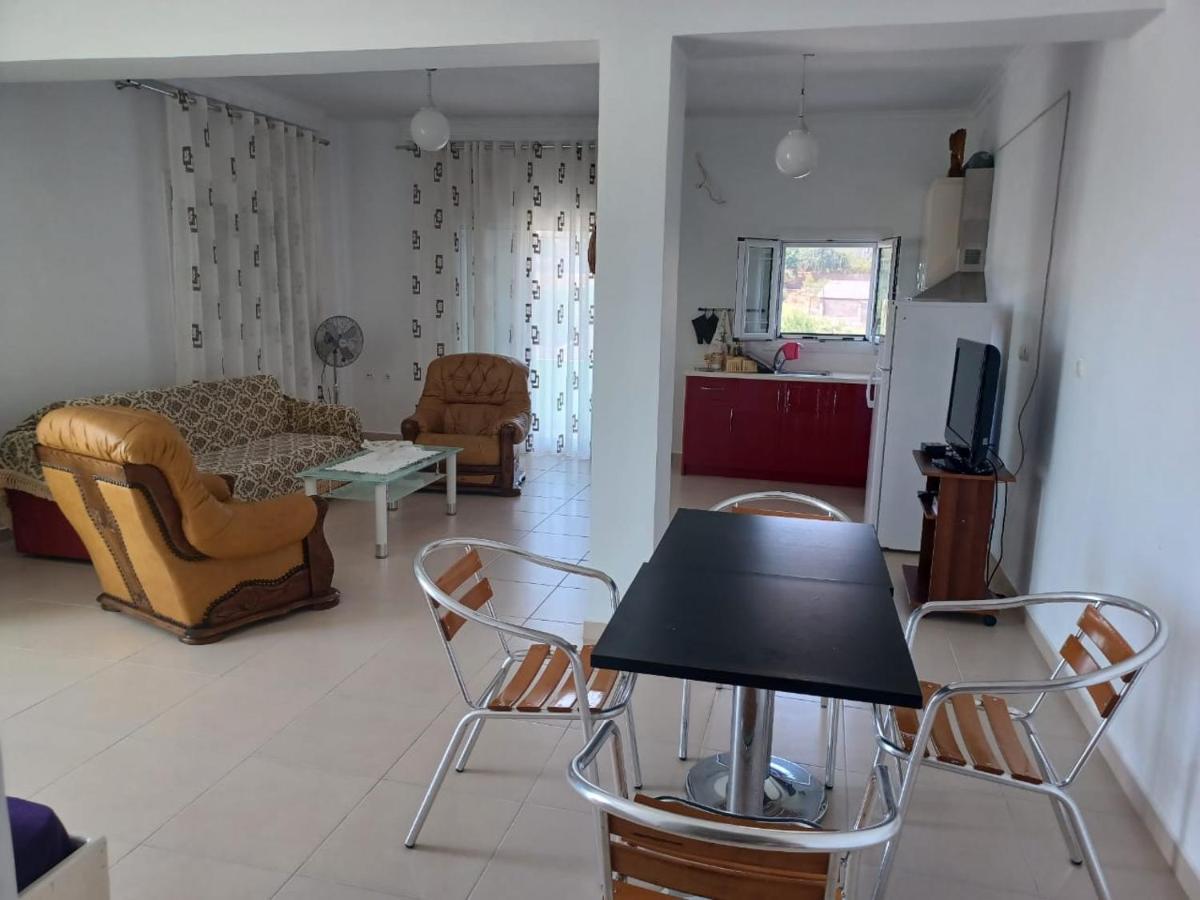 Apartamente Gleni Sarandë Exteriör bild