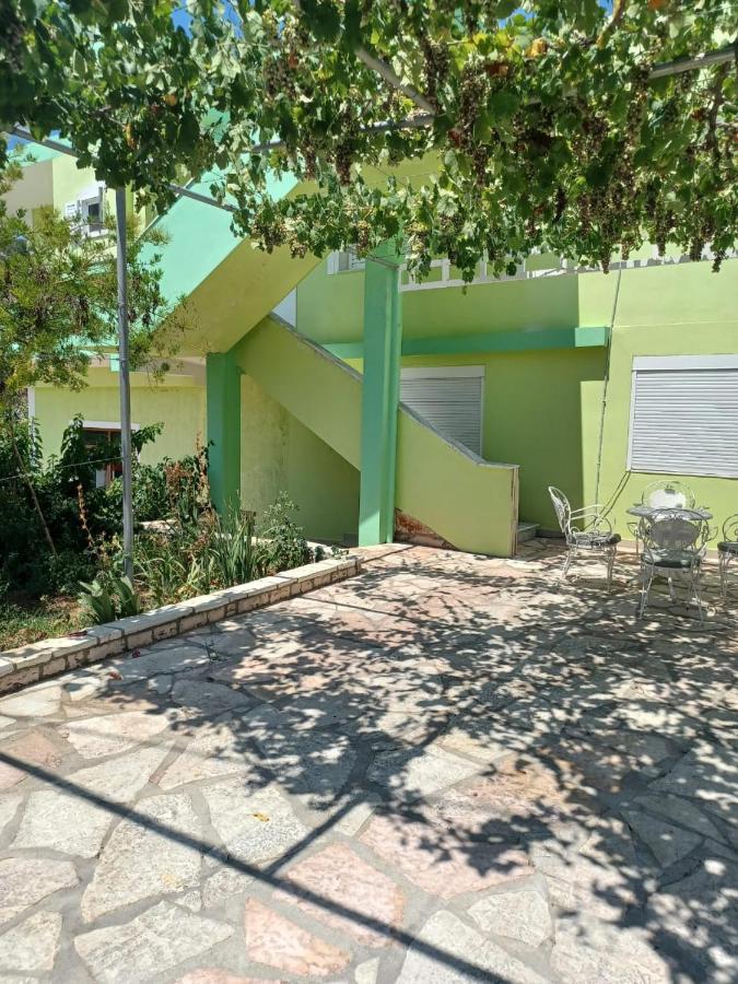 Apartamente Gleni Sarandë Exteriör bild