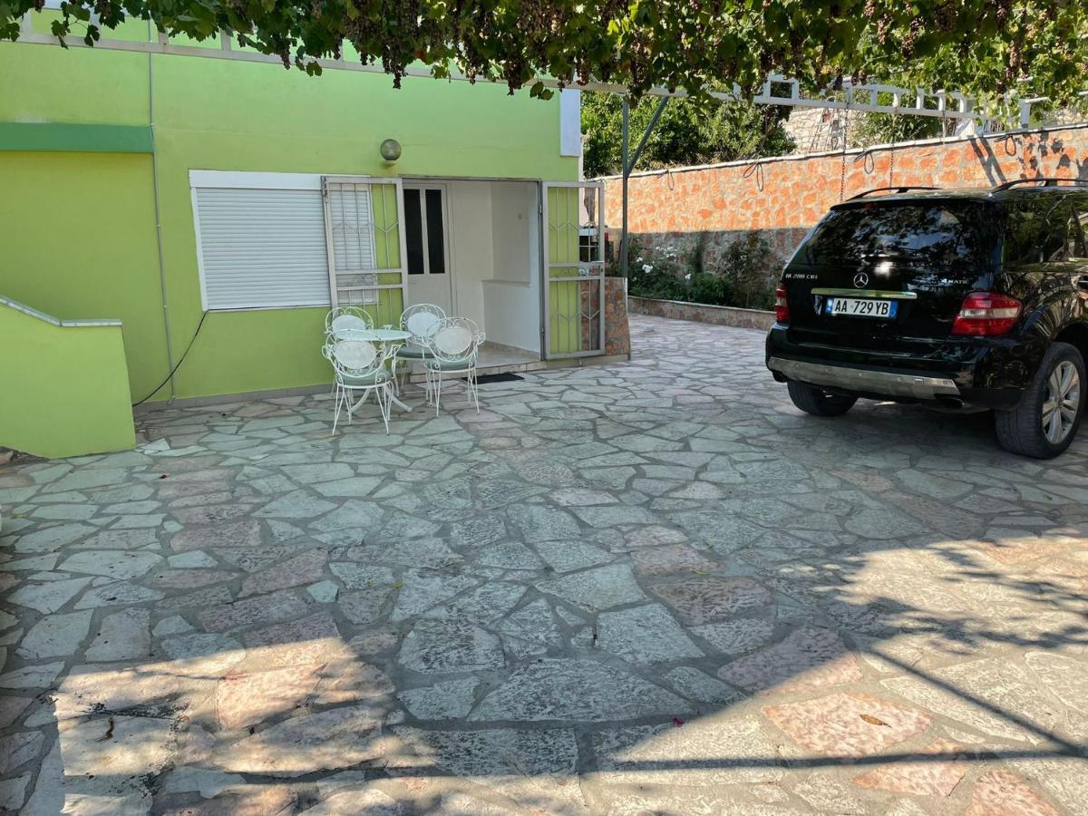 Apartamente Gleni Sarandë Exteriör bild